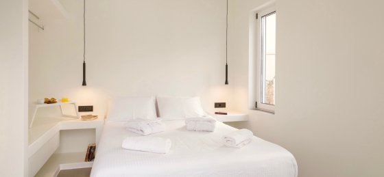 18.jpg Book a villa in Greece