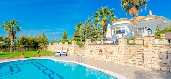 1a.jpg Villas in Greece