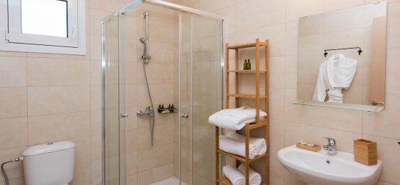 21.jpg Book a villa holiday in Elounda