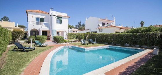 2.jpg Villa in Vilamoura to rent