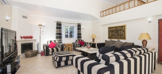 8.jpg Book a villa in Portugal