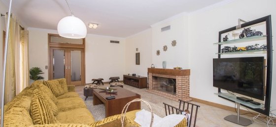 9.jpg Villa in Almancil to rent