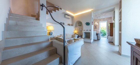 castro-villa_fano-021002.jpg Book a villa holiday in Castro