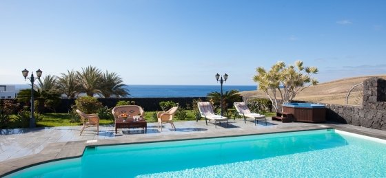 del_gray_01.jpg Villas in Puerto Calero