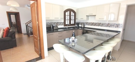 kitchen_1.jpg Villa holidays in Spain