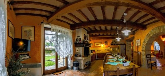 lo_casale_roseto_interni16.jpg Book a villa holiday in Umbria