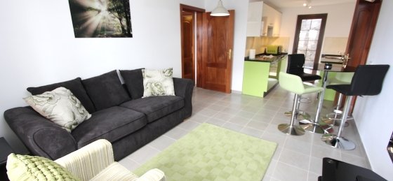 lower_living_room.jpg Villa in Playa Blanca to rent
