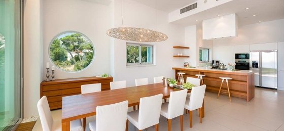 orvas_villa_in_brela_8.jpg Villa rentals in Croatia