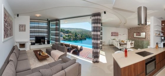 orvas_villa_in_milna_5.jpg Holiday home in Croatia villa booking