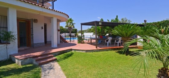 out-03-1600x1200.jpg Villa in Sicily to rent
