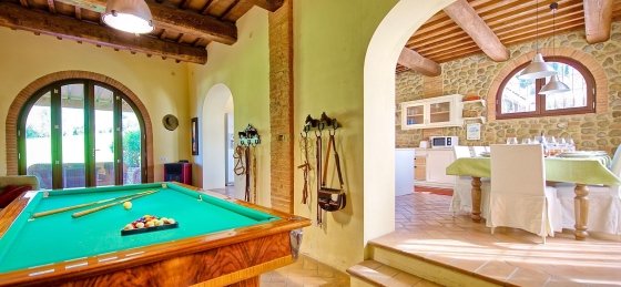 r546r-dsc-8046-7-easyhdr.jpg Holiday villas in Italy