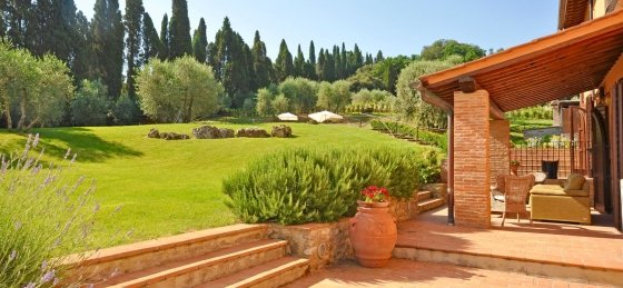 r980r-dsc-0014.jpg Book a villa in Italy