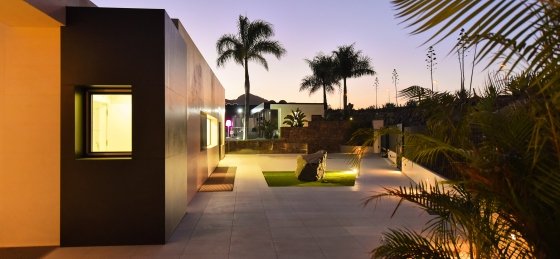 sunset_villa_v-l_salobre_with_pool_night.jpg Villas in Canary Islands