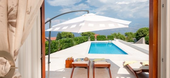 villa_in_splitska_5.jpg Villa rentals in Brac
