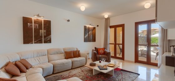 03.jpg Holiday villas in Aphrodite Hills Resort