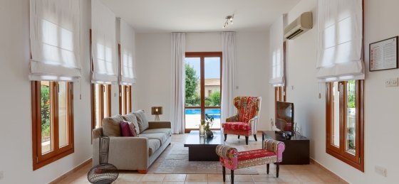 04.jpg Villa holidays in Aphrodite Hills Resort