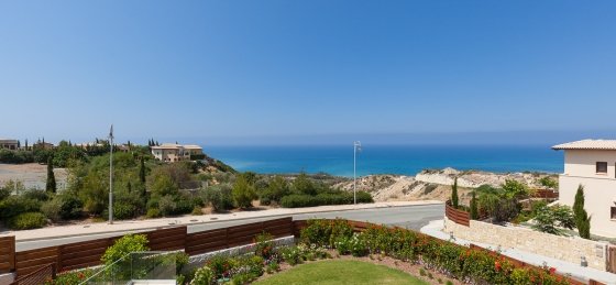 05.jpg Holiday villas in Aphrodite Hills Resort