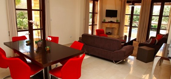 10_7435.jpg Book a villa holiday in Paphos