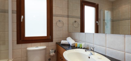 12.jpg Villas in Aphrodite Hills Resort