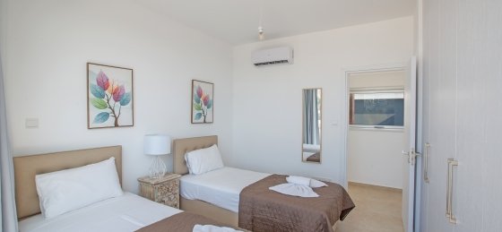 14.jpg Villa holidays in Protaras