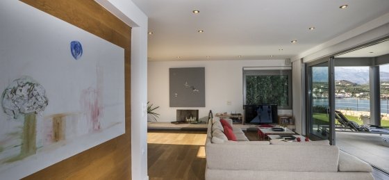 2.3_almyra_living_room.jpg Holiday home in Greece villa booking