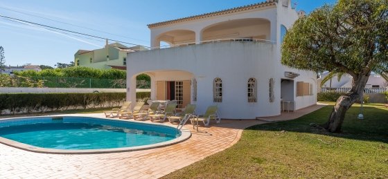2.jpg Villas in Algarve