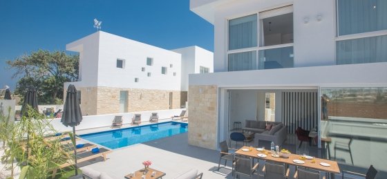 3.jpg Villa rentals in Cyprus