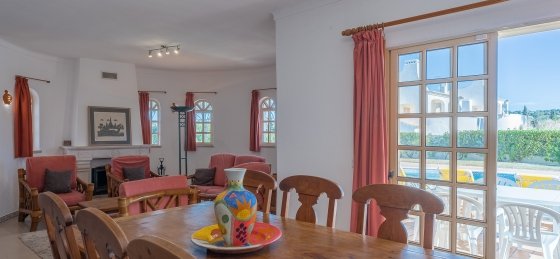 nora_05_web_1_de_1.jpg Book a villa holiday in Albufeira