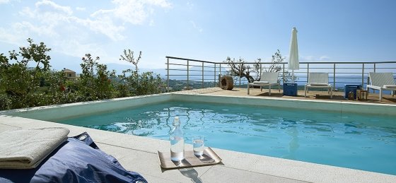 sea_scapecf053093_copy.jpg Villa in Plaka to rent