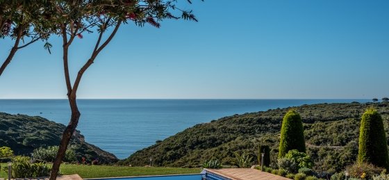 ulrica_ext_portrait-6.jpg Villas in Portugal