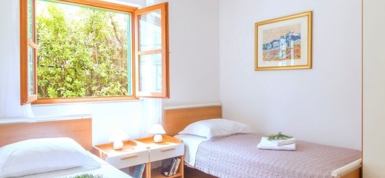 villa_in_hvar_7.jpg Book a villa in Croatia