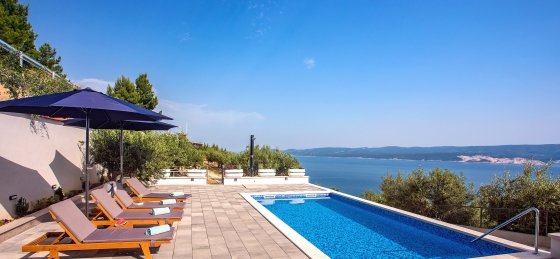 1._2.jpg Villa in Omis to rent