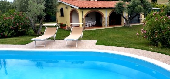 cipressi_pool_4.jpg Villas in Pisa