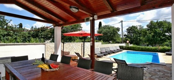 kuca5.jpg Book a villa in Croatia