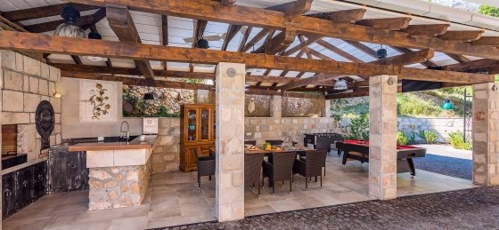 10_30.jpg Book a villa holiday in Dalmatia
