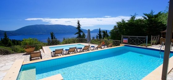 a93a6e9d610ac7e6e4d46171c5fc6b7f4a77b0d9.jpg Villa in Greece to rent