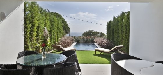 sr_private_pool_with_ocean_view_premium_villas.jpg Villa in Algarve to rent