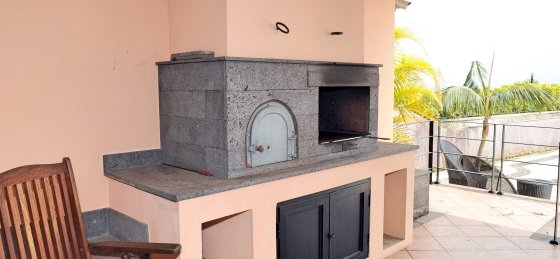 13_our_madeira_-_villa_luz_-_barbecue.jpg Villa rentals in Funchal