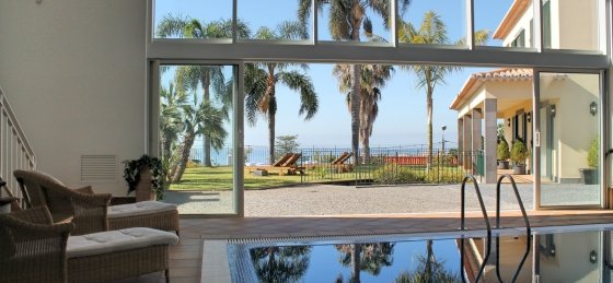 1_our_madeira_-_villa_luzia_-_pool_exterior_-_mid_dk.jpg Villas in Funchal