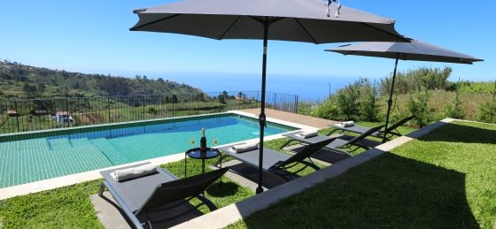 21_-_our_madeira_-_bella_vita_villa_in_madeira_private_pool.jpg Holiday villas in Prazeres