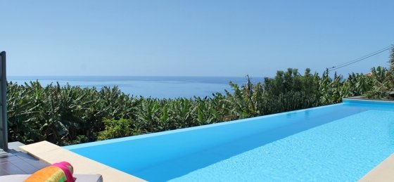 21_our_madeira_-_designhouse_-_pool_closeup_3.jpg Villa in Calheta to rent