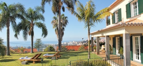 2_our_madeira_-_villa_luzia_-_exterior_harbour.jpg Villa in Portugal to rent