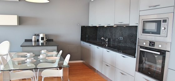 8_our_madeira_-_vila_da_portada_-_kitchen_and_dining.jpg Book a villa holiday in Portugal