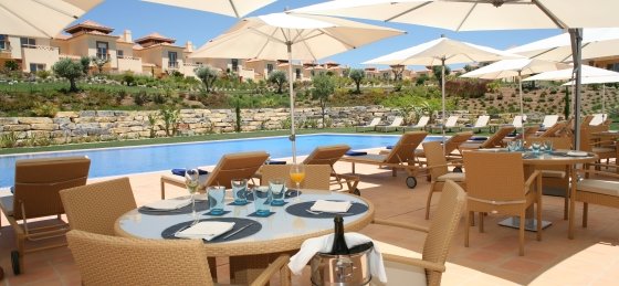 veranda_restaurant.jpg Book a villa in Portugal