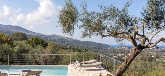 2b4a3681.jpg Book a villa in Kassiopi