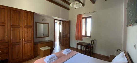img_5585.jpg Book a villa holiday in Greece