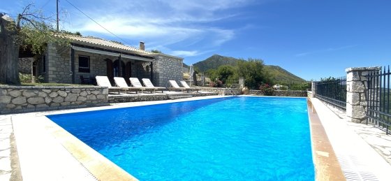 img_5736.jpg Holiday villas in Greece
