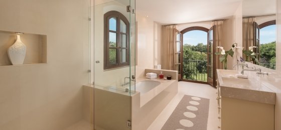 villa-sotogrande-12.jpg Holiday home in Spain villa booking