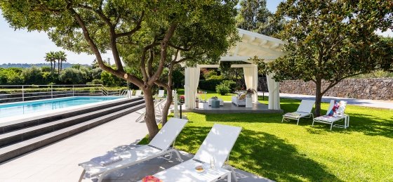 08_16.jpg Book a villa holiday in Acireale