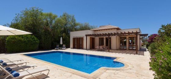 10-380.jpg Book a villa holiday in Aphrodite Hills Resort